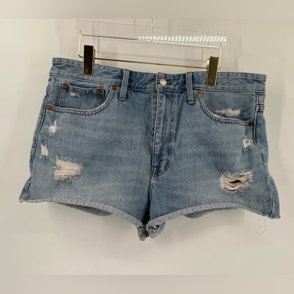 Madewell Relaxed Denim Shorts Distressed Destructed Edition size 31‎